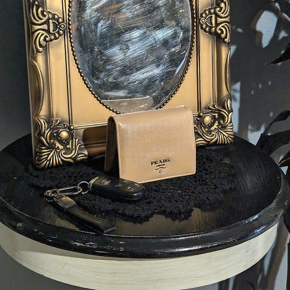 Prada Saffiano Leather Small Bifold Wallet. - Picture 16 of 16